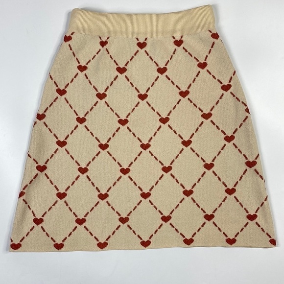 Cider Heart Print Tan Red Pencil Skirt Size Medium Valentine’s Dayy - Picture 1 of 6